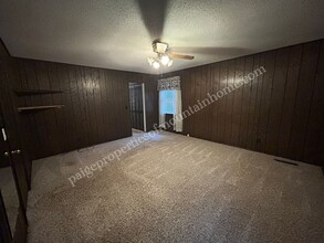 14 Worthen Dr in Mountain Home, AR - Building Photo - Building Photo