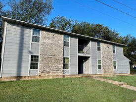 2701 Colonial Ave in Waco, TX - Building Photo