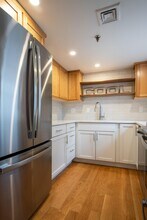 33 Deer St in Portsmouth, NH - Building Photo - Building Photo