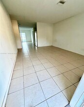 3300 SE Fairmont St in Stuart, FL - Building Photo - Building Photo