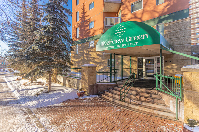 Grandin Green in Edmonton, AB - Building Photo - Building Photo