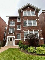 716 Westgate Ave in University City, MO - Building Photo