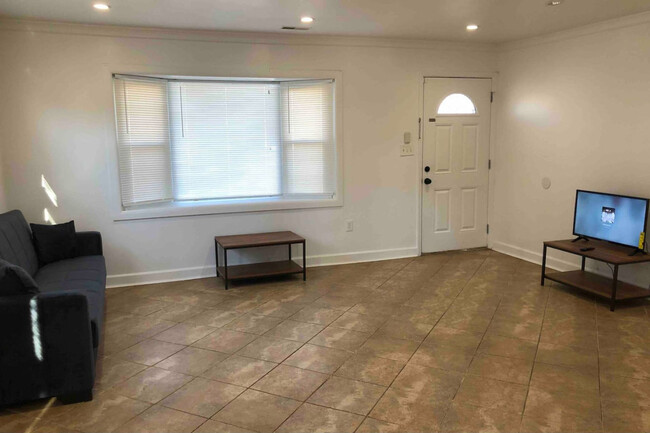 property at 412 Roanoke St