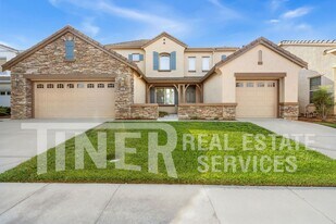 9808 Spring View Way in Elk Grove, CA - Building Photo