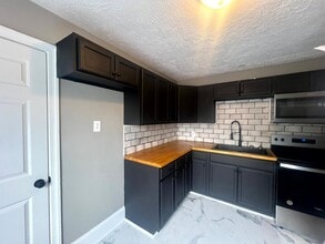 124 Eastwood Ave in Fayetteville, NC - Building Photo - Building Photo