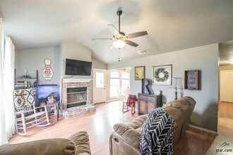 17653 Stacy St in Lindale, TX - Building Photo - Building Photo