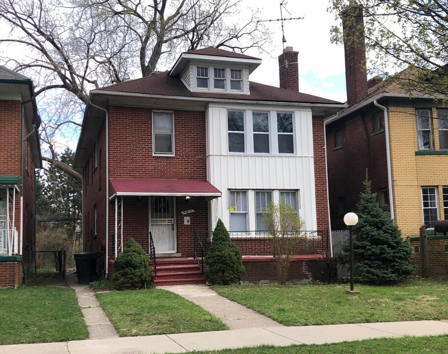 1215 Lawrence St in Detroit, MI - Foto de edificio