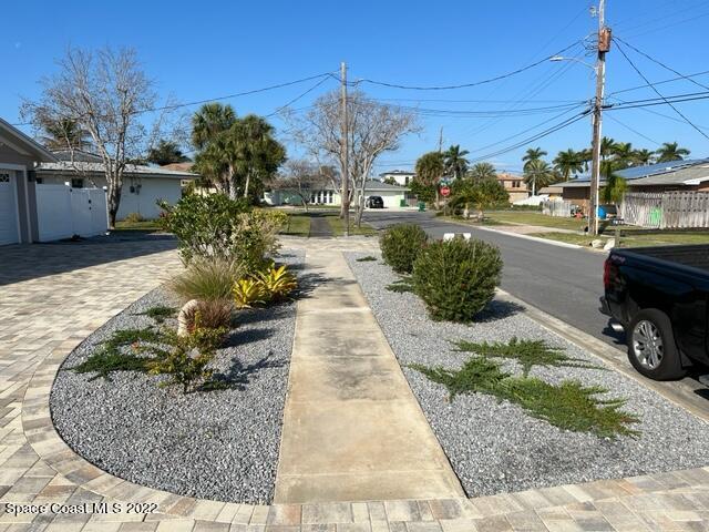 1665 S Shelter Trail in Merritt Island, FL - Foto de edificio - Building Photo