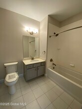 2 West Ave in Saratoga Springs, NY - Building Photo - Building Photo