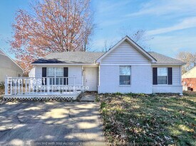 7065 Village Ln in Olive Branch, MS - Building Photo