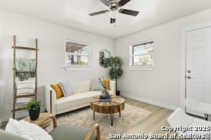 3409 Commercial Ave in San Antonio, TX - Foto de edificio - Building Photo