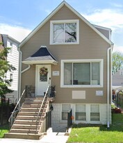 2453 N Lorel Ave, Unit 2 in Chicago, IL - Building Photo