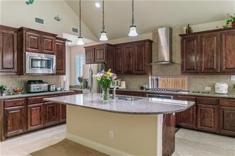 3636 Oakstone Dr in Plano, TX - Building Photo - Building Photo