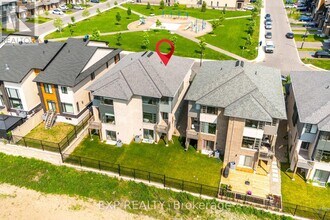 244 Shuttleworth Dr. in Ottawa, ON - Building Photo - Building Photo