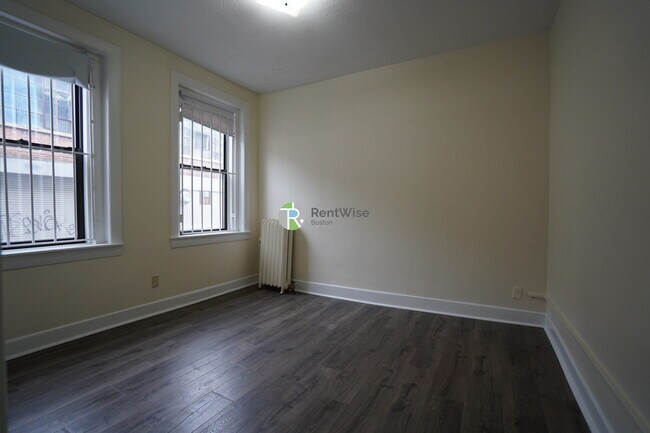 1148 Commonwealth Ave in Boston, MA - Building Photo - Building Photo