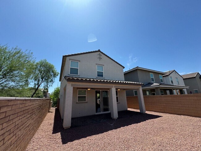 355 Andy Wheeler Dr in Henderson, NV - Building Photo - Building Photo