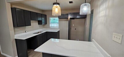 4412 Cherokee Trail in Fort Worth, TX - Building Photo - Building Photo