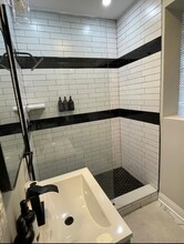 1954 E 73rd Pl, Unit 1 in Chicago, IL - Building Photo - Building Photo