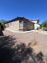 446 E Camino Rancho Cielo in Sahuarita, AZ - Foto de edificio - Building Photo