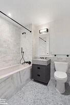 50 W 30th St in New York, NY - Building Photo