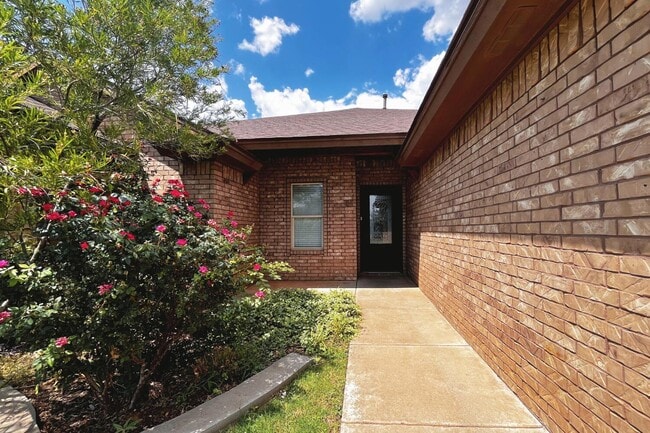 5518 104th St in Lubbock, TX - Building Photo - Building Photo