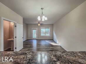 127 Beacon Woods Dr in Holly Ridge, NC - Foto de edificio - Building Photo