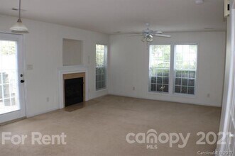 13647 Pinyon Pine Ln in Charlotte, NC - Building Photo - Building Photo