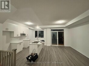 2029 Cameron Lott Cres in Oshawa, ON - Building Photo - Building Photo