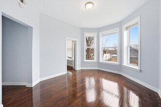 7242 S May St in Chicago, IL - Building Photo - Building Photo