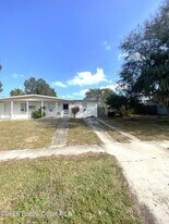 1199 Jordan Ct NE, Unit B in Palm Bay, FL - Building Photo