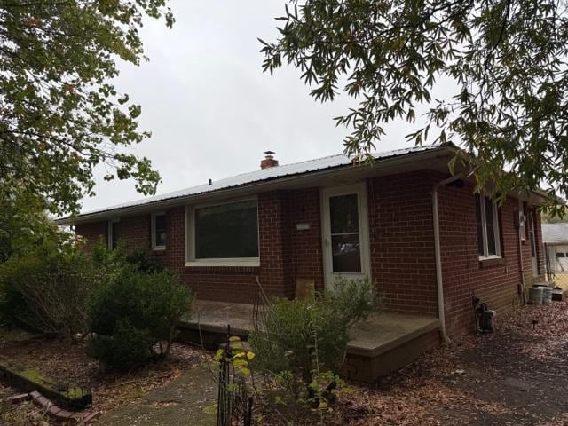 property at 1312 Standish St