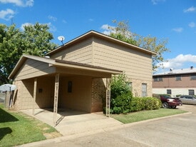 203 Bourbon St in Bossier City, LA - Building Photo