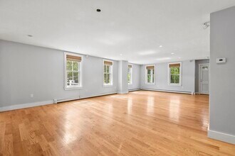 114 Old Oaken Bucket Rd in Norwell, MA - Building Photo - Building Photo
