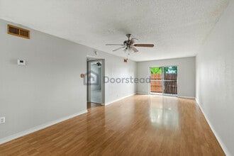923 Vance Jackson Rd in San Antonio, TX - Building Photo - Building Photo