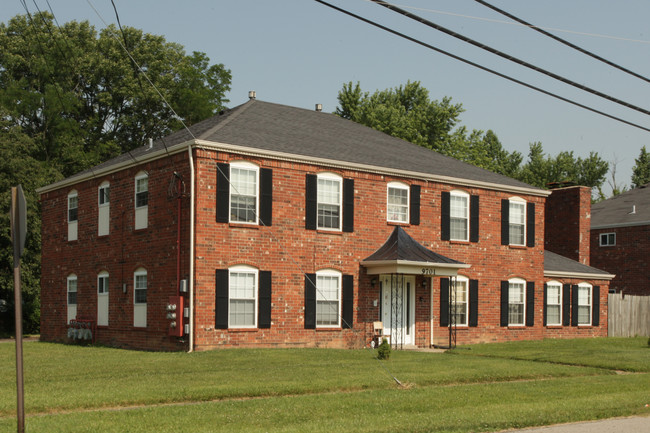 9701 Hudson Ln in Louisville, KY - Foto de edificio - Building Photo