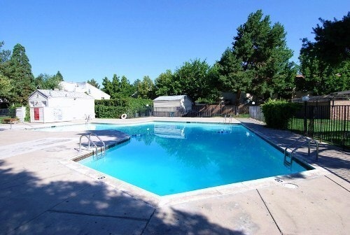 2156 Roundhouse Rd in Sparks, NV - Building Photo - Building Photo