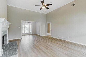 1937 Ada Ln in Memphis, TN - Foto de edificio - Building Photo