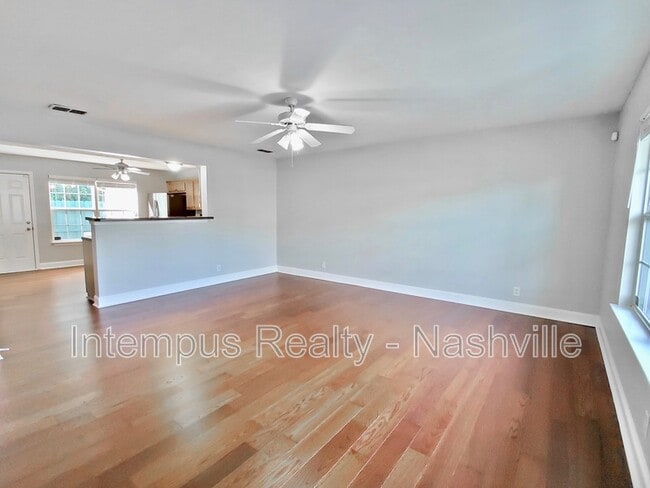 325 Shoshone Pl in Murfreesboro, TN - Building Photo - Building Photo