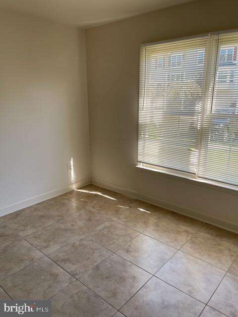 property at 5516 Sully Lake Dr