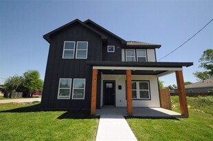 8203 Gladstone St in Houston, TX - Building Photo