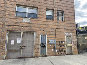 136 Stockholm St in Brooklyn, NY - Building Photo - Building Photo