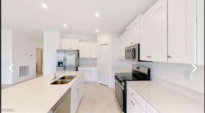 836 Durden Pkwy in Cape Coral, FL - Building Photo - Building Photo