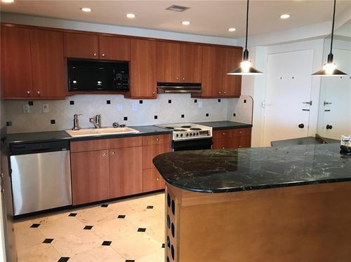3000 Holiday Dr in Fort Lauderdale, FL - Building Photo - Building Photo