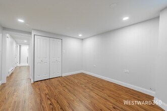 666 E 50th Pl in Chicago, IL - Building Photo - Building Photo