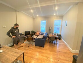 183 River St, Unit 2 in Cambridge, MA - Building Photo - Building Photo