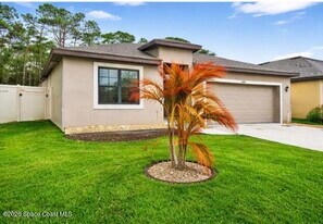 1686 Mineral Lp Dr NW in Palm Bay, FL - Building Photo
