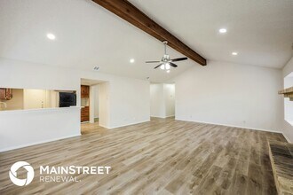 2755 Knoll Tree St in San Antonio, TX - Building Photo - Building Photo