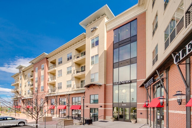 10111 Inverness Main St in Englewood, CO - Building Photo - Building Photo