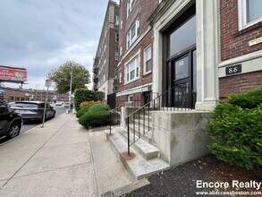 88 Washington St, Unit 3 in Boston, MA - Building Photo - Building Photo