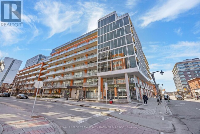 360-360 McLeod St